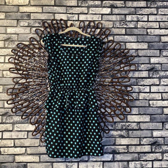 Cap Sleeve Peplum Ruffle Polkadot Mini Dress M - Picture 1 of 5